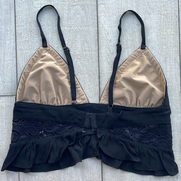 For Love of Lemons Sonya Black Lace Crop Top - Picture 6 of 8